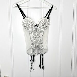 Victoria’s Secret black and white lace corset bra lingerie sheer size 34B